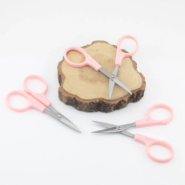 Embroidery Scissor with plastic handle colored pink 10cm - ACCESSOIRES LEDUC BV
