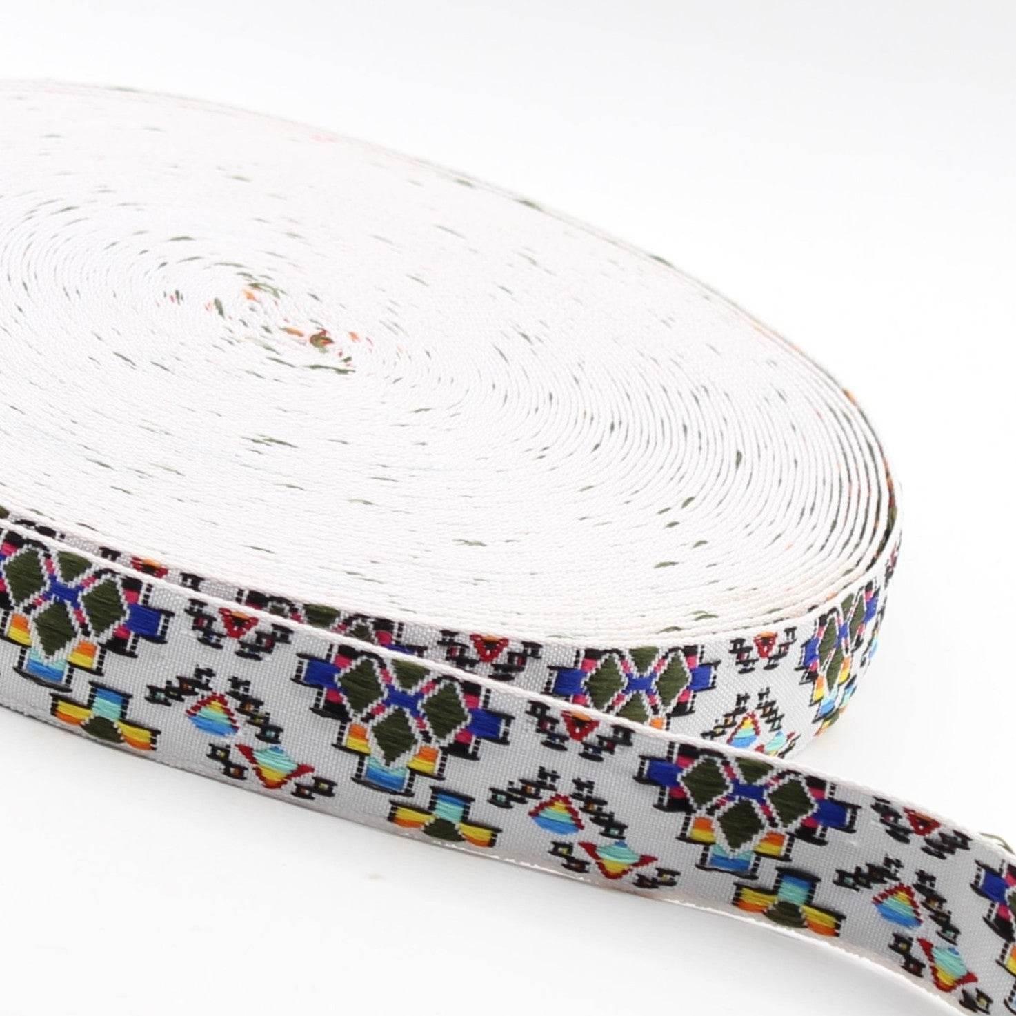 6 meters Ethnic Jacquard Braid 25mm available in 3 different Color Variants - ACCESSOIRES LEDUC BV