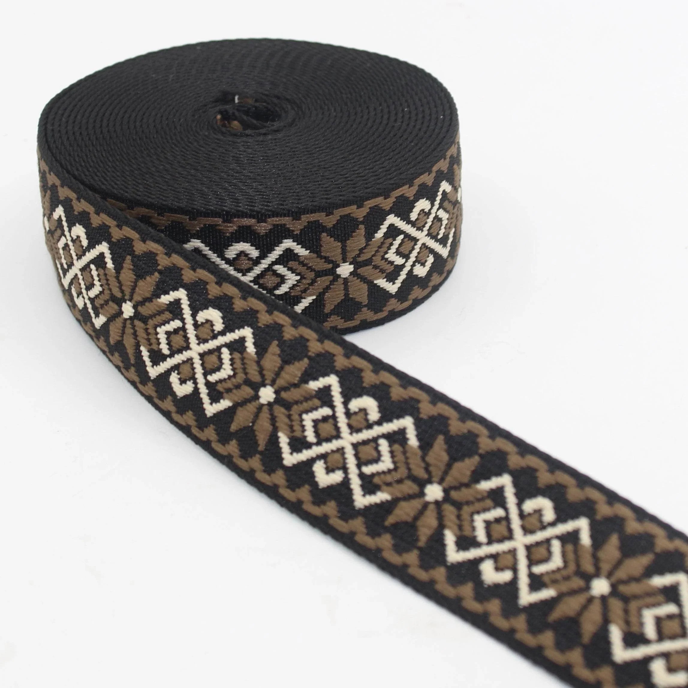5 meters Ethnic Floral 38mm Webbing #RUB3568 - ACCESSOIRES LEDUC BV