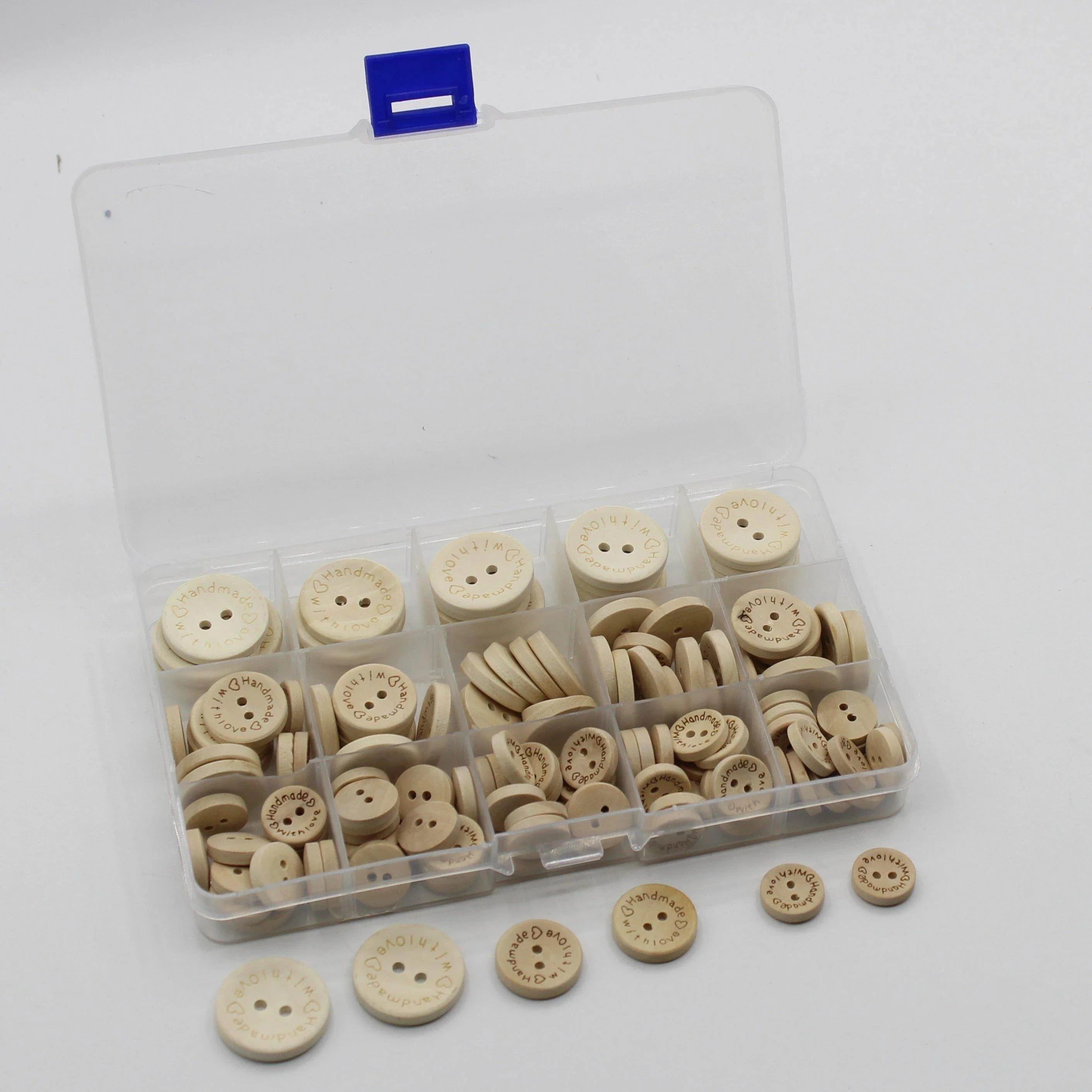 #HAB3000 Handmade 🤍 with Love 🤍 Wooden Buttons Box 140 pieces - ACCESSOIRES LEDUC BV