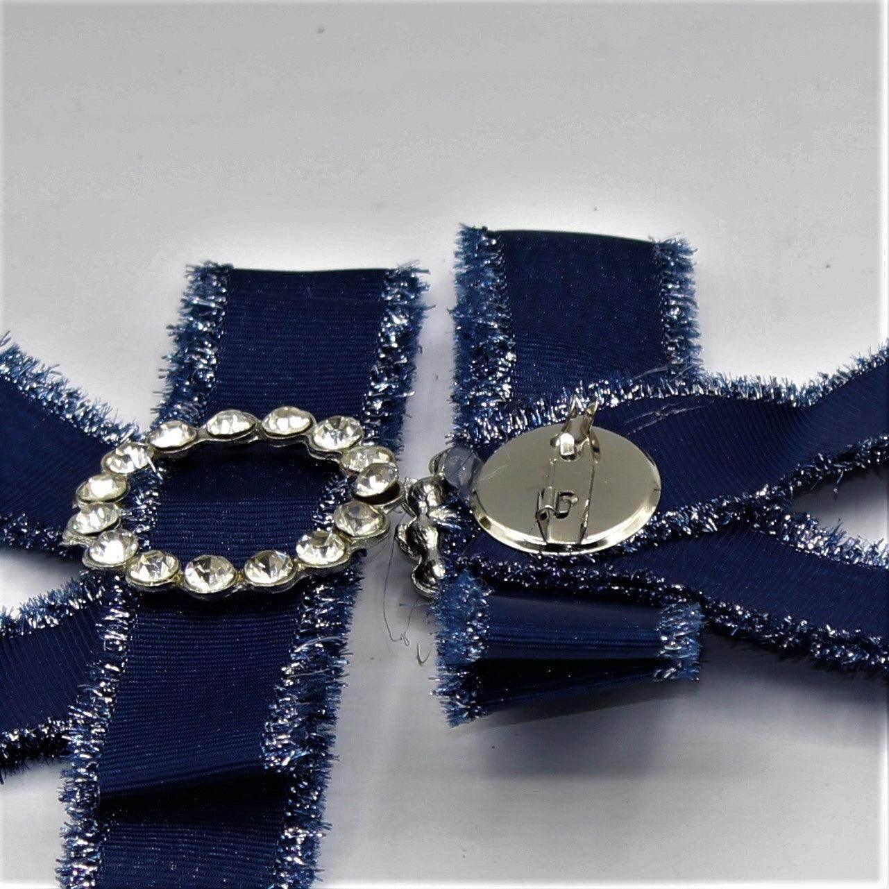 Dark blue and decorative ribbon with strass circle with pin and shiny edges-14 cm - ACCESSOIRES LEDUC BV
