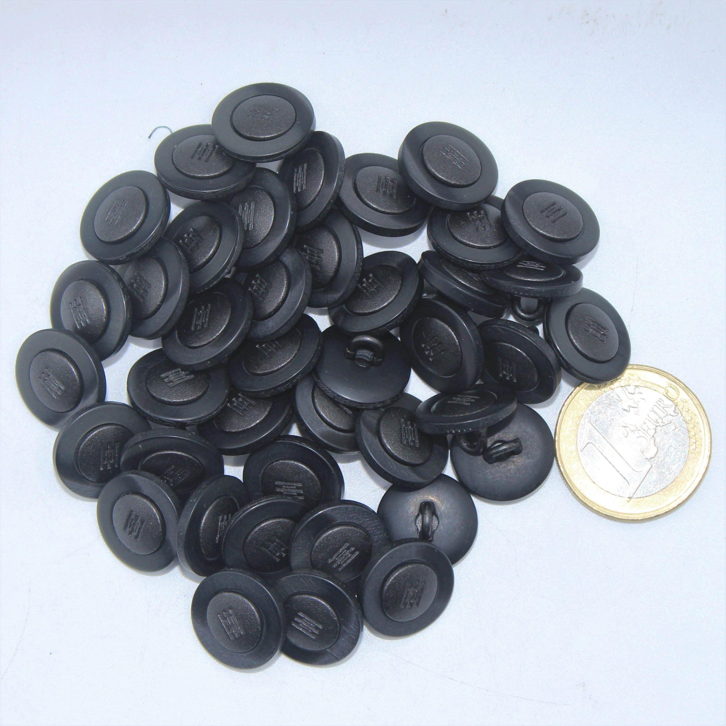 Black Sān gān Compound Shank Button #KCQ4010 - ACCESSOIRES LEDUC BV