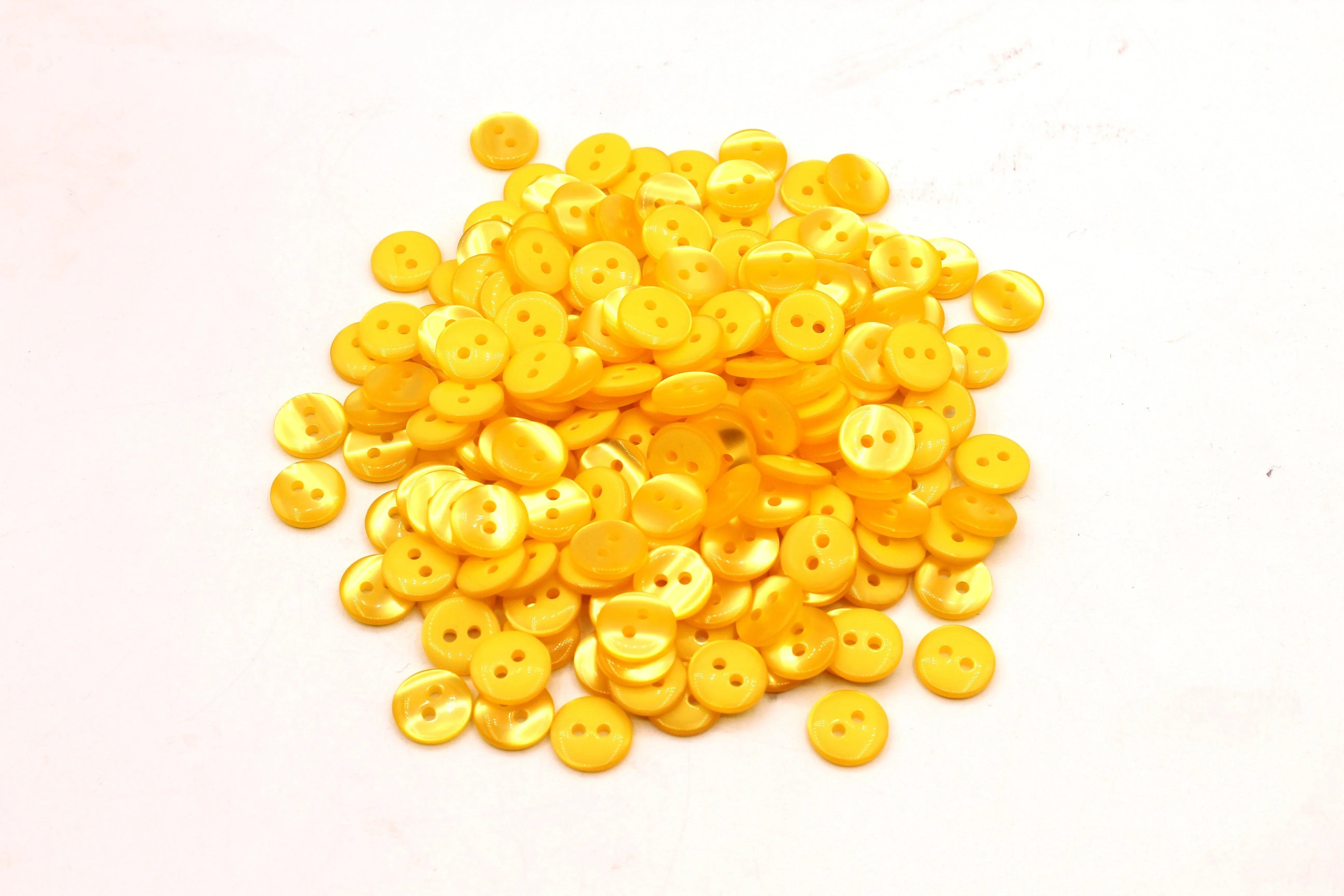 50 pieces 13mm - 2 Holes Polyester Button for Blouses (20") - (KP2 105 20") - ACCESSOIRES LEDUC BV