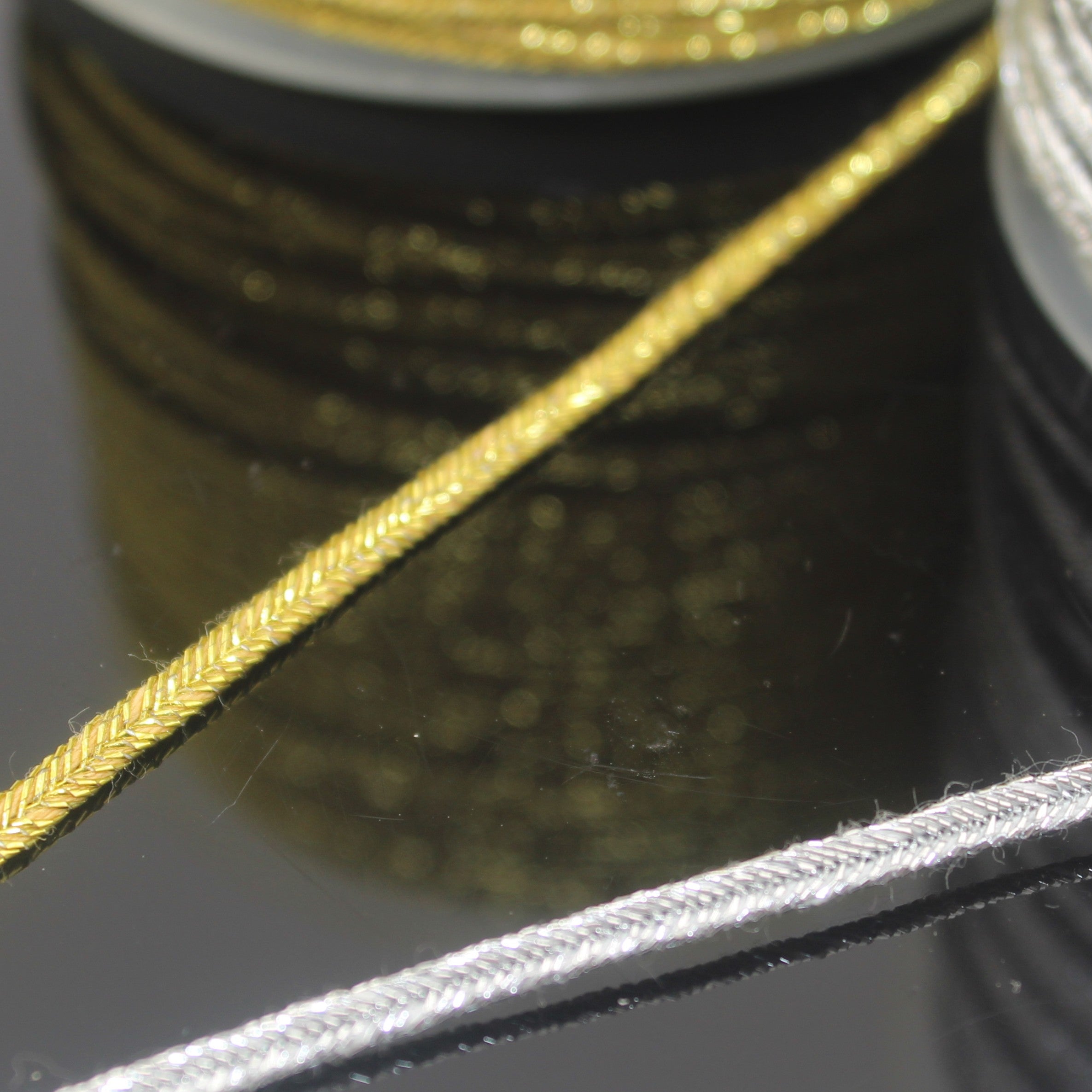 Metallischer Lurex-Soutachebesatz, 10 m