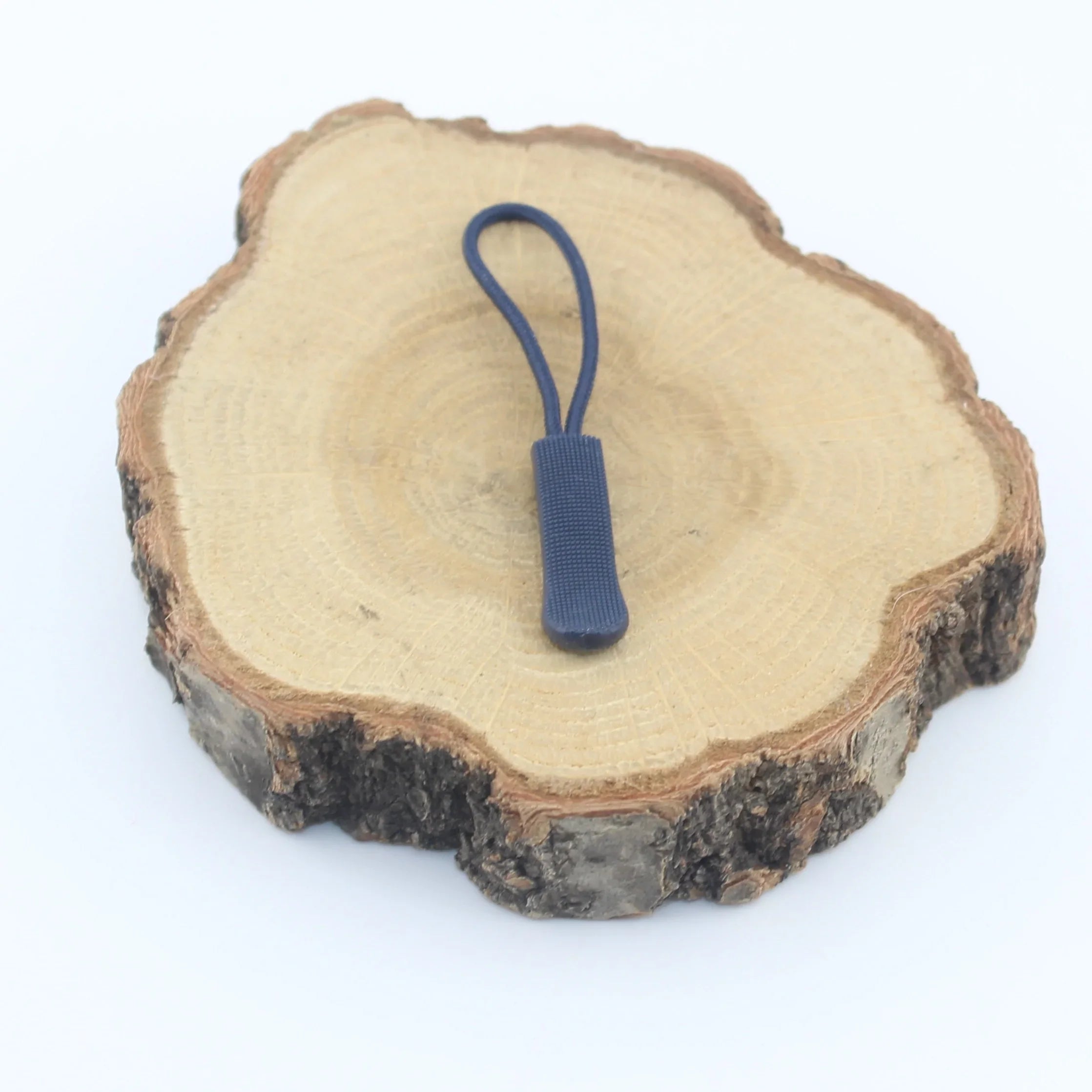 Zip Pullers, available in different colours, 60mm - ACCESSOIRES LEDUC BV