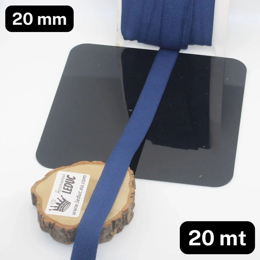 20 meters 20 or 25mm Wide 100% Cotton Herringbone tape (21 colours to chose from!) - ACCESSOIRES LEDUC BV