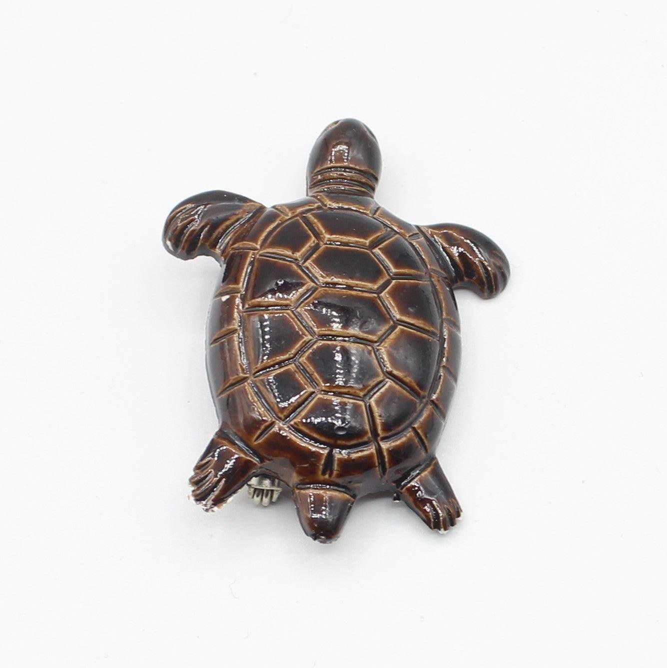 Turtle Wooden Brooches with Safety Pin 50mm - ACCESSOIRES LEDUC BV
