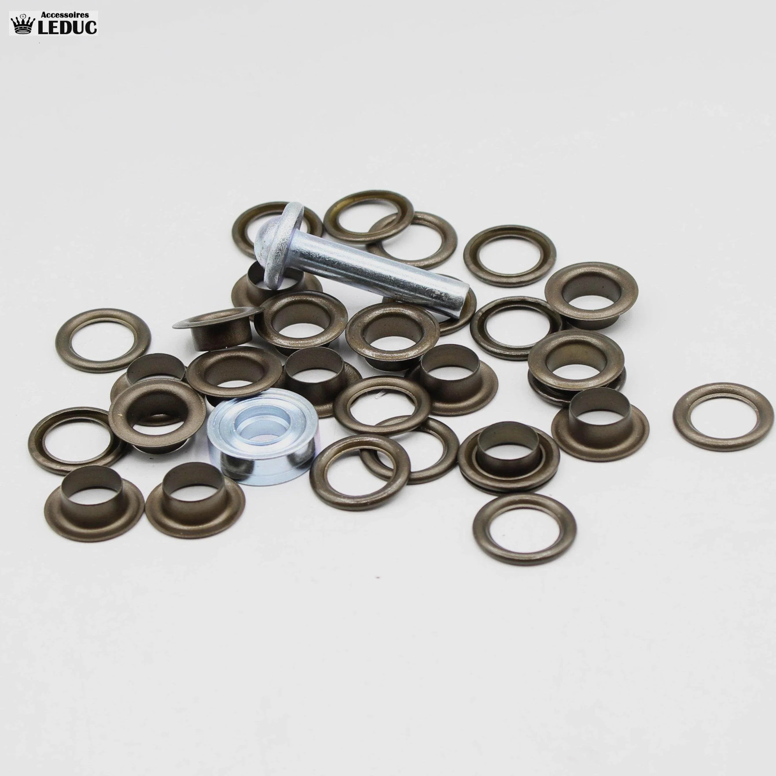 Eyelets Gold , Silver, Bronze, Gunmetal and Rust with Tool - ACCESSOIRES LEDUC BV